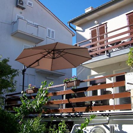 Apartments By The Sea Novalja, Pag - 18154 Екстериор снимка